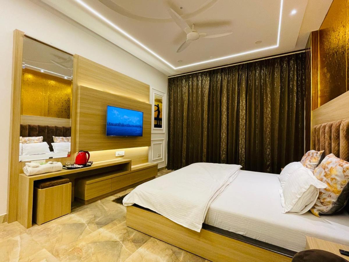 Holidayvilla & Suites Amritsar- Green Avenue Esterno foto