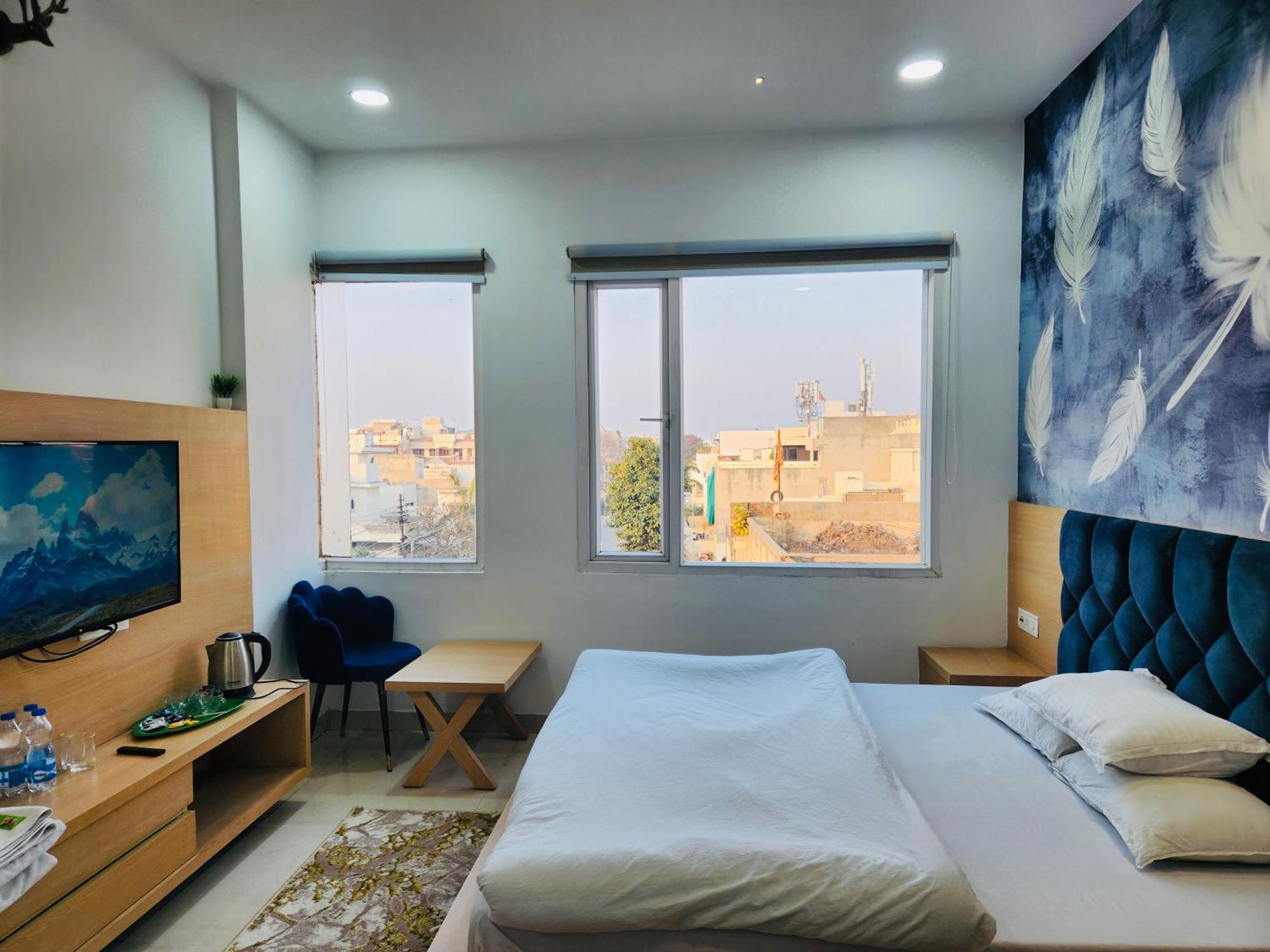 Holidayvilla & Suites Amritsar- Green Avenue Esterno foto