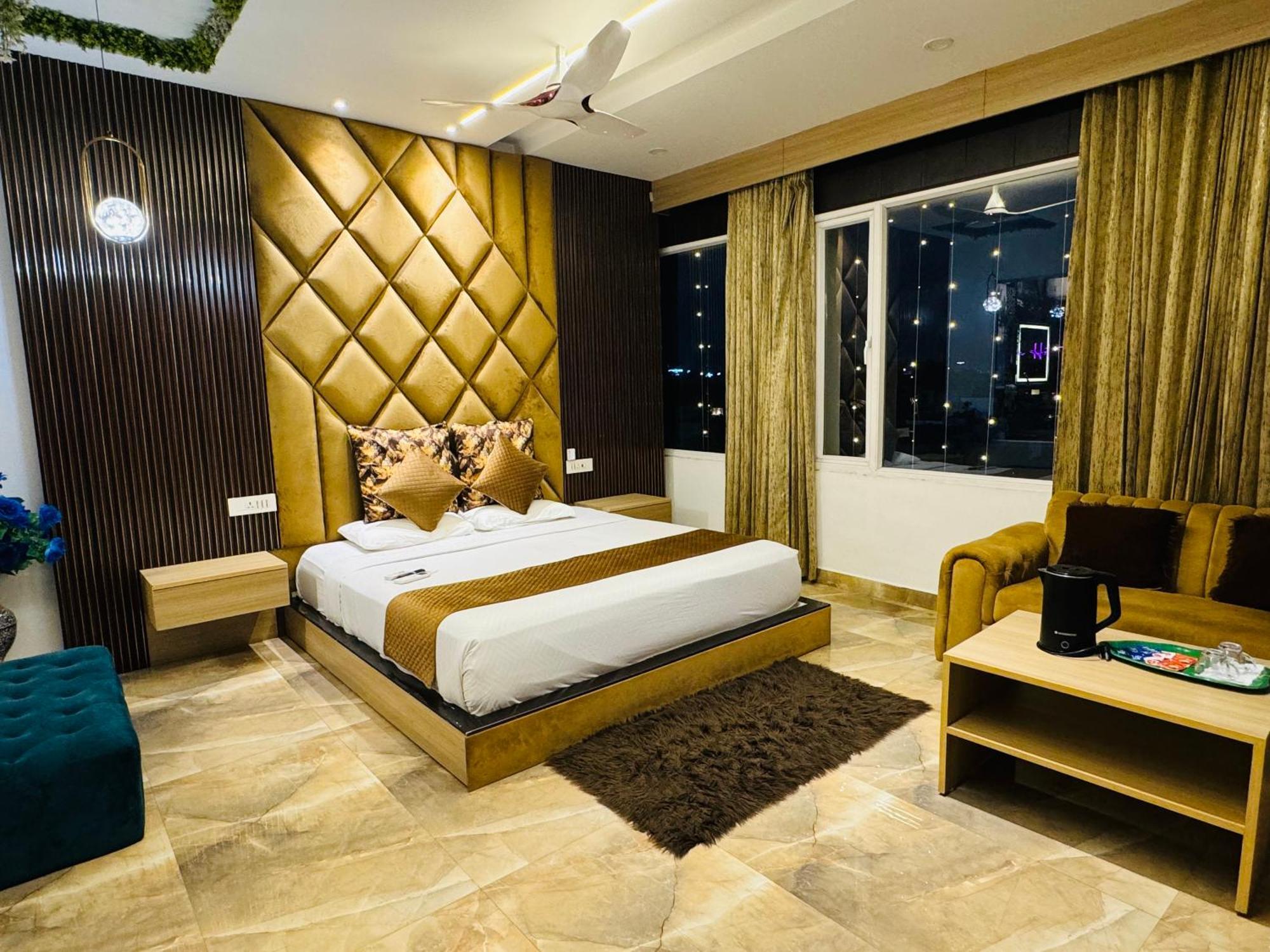 Holidayvilla & Suites Amritsar- Green Avenue Esterno foto