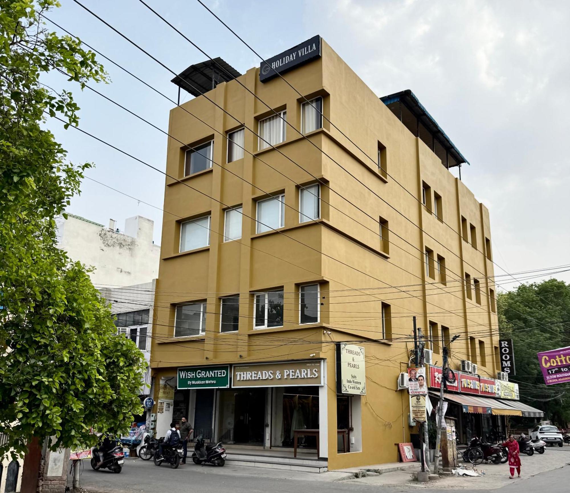 Holidayvilla & Suites Amritsar- Green Avenue Esterno foto